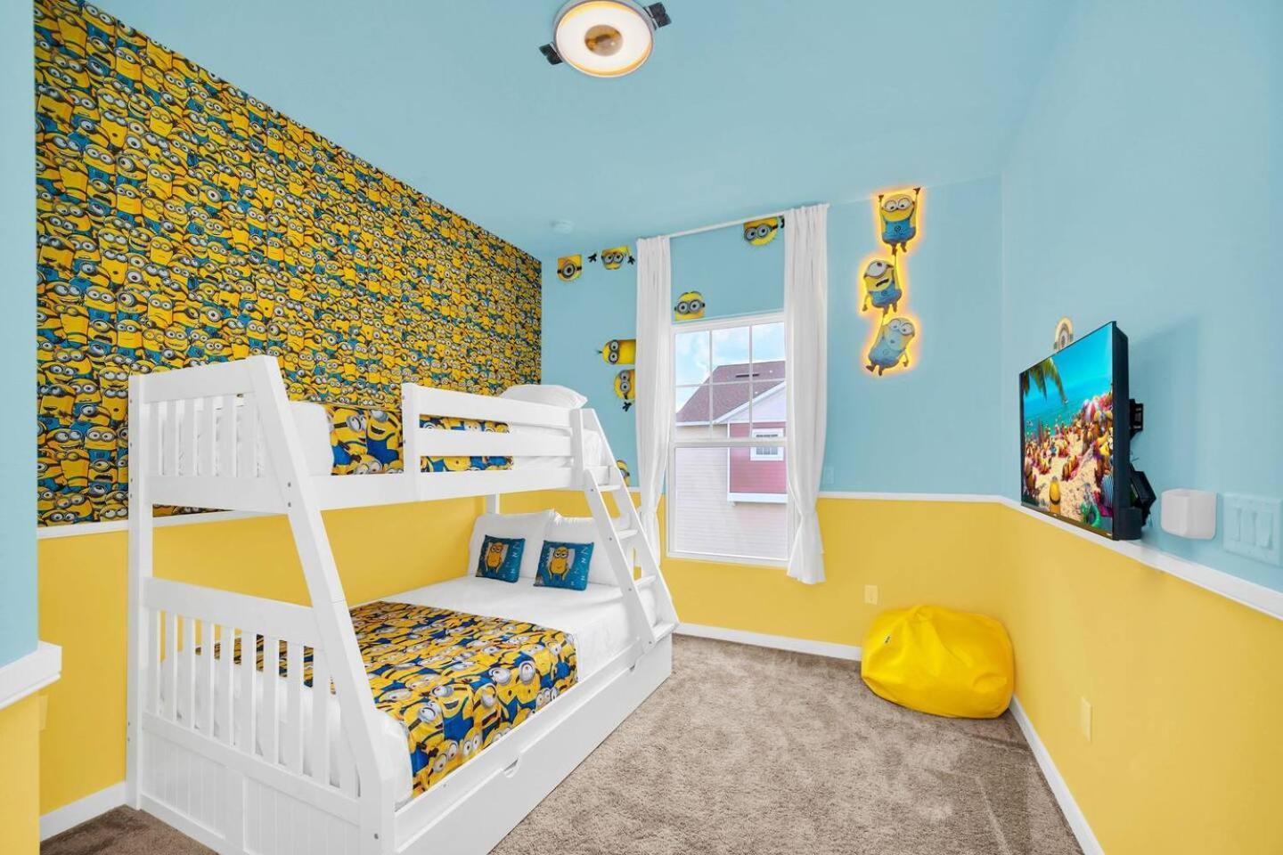 5 Bd 5ba Themed House Near *